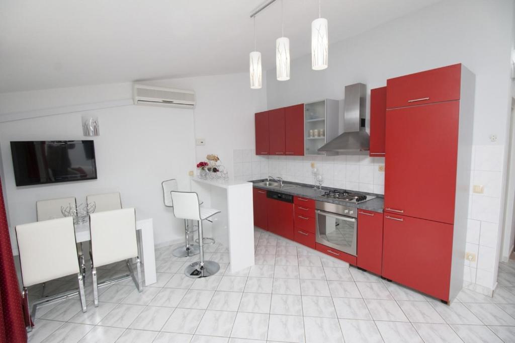 In With Sea View, Terrace, Air Conditioning, Wifi 3340-5